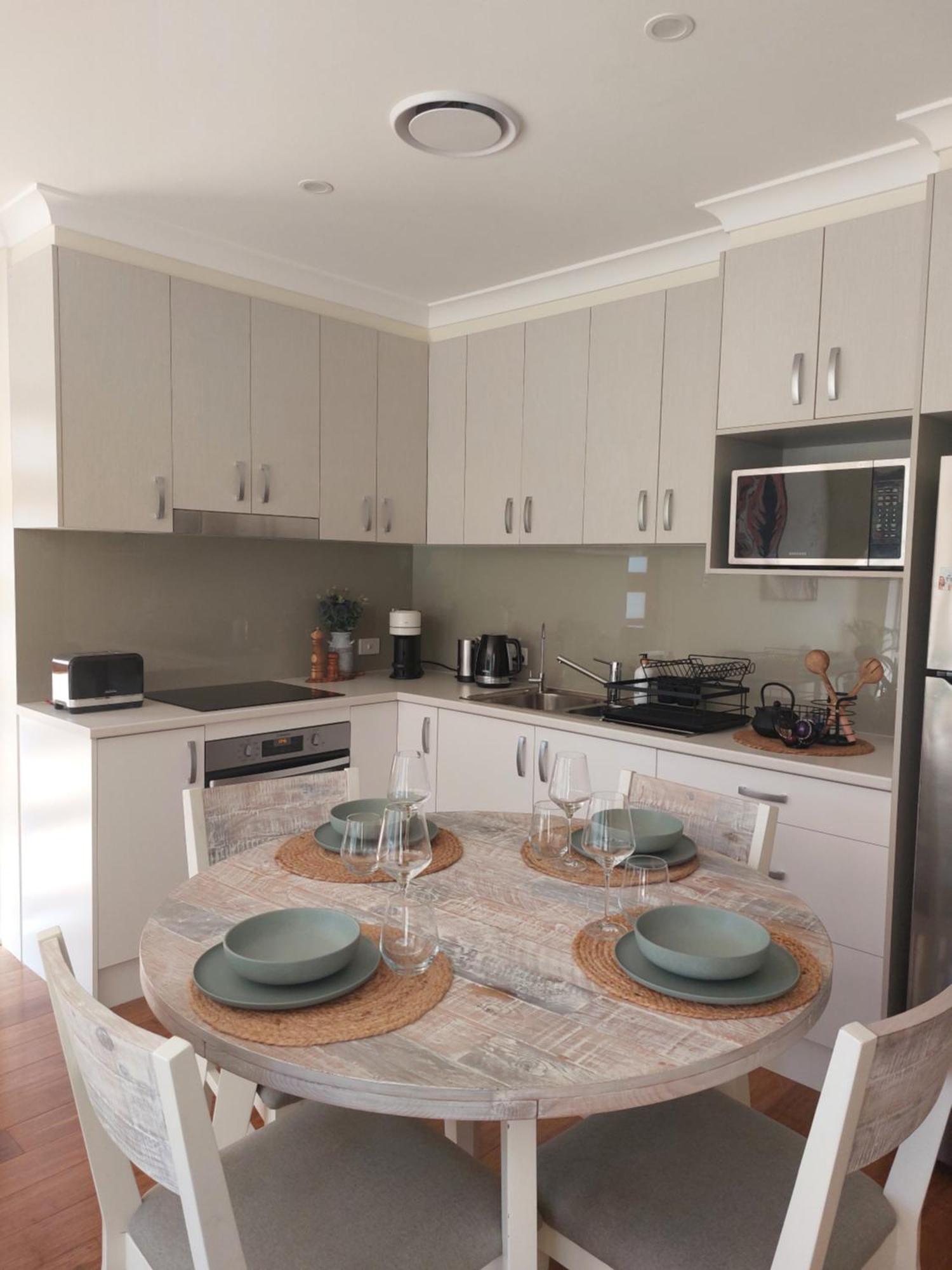 Luxurious Countryside Retreat - Visit Our Private On Our Acreage Property!