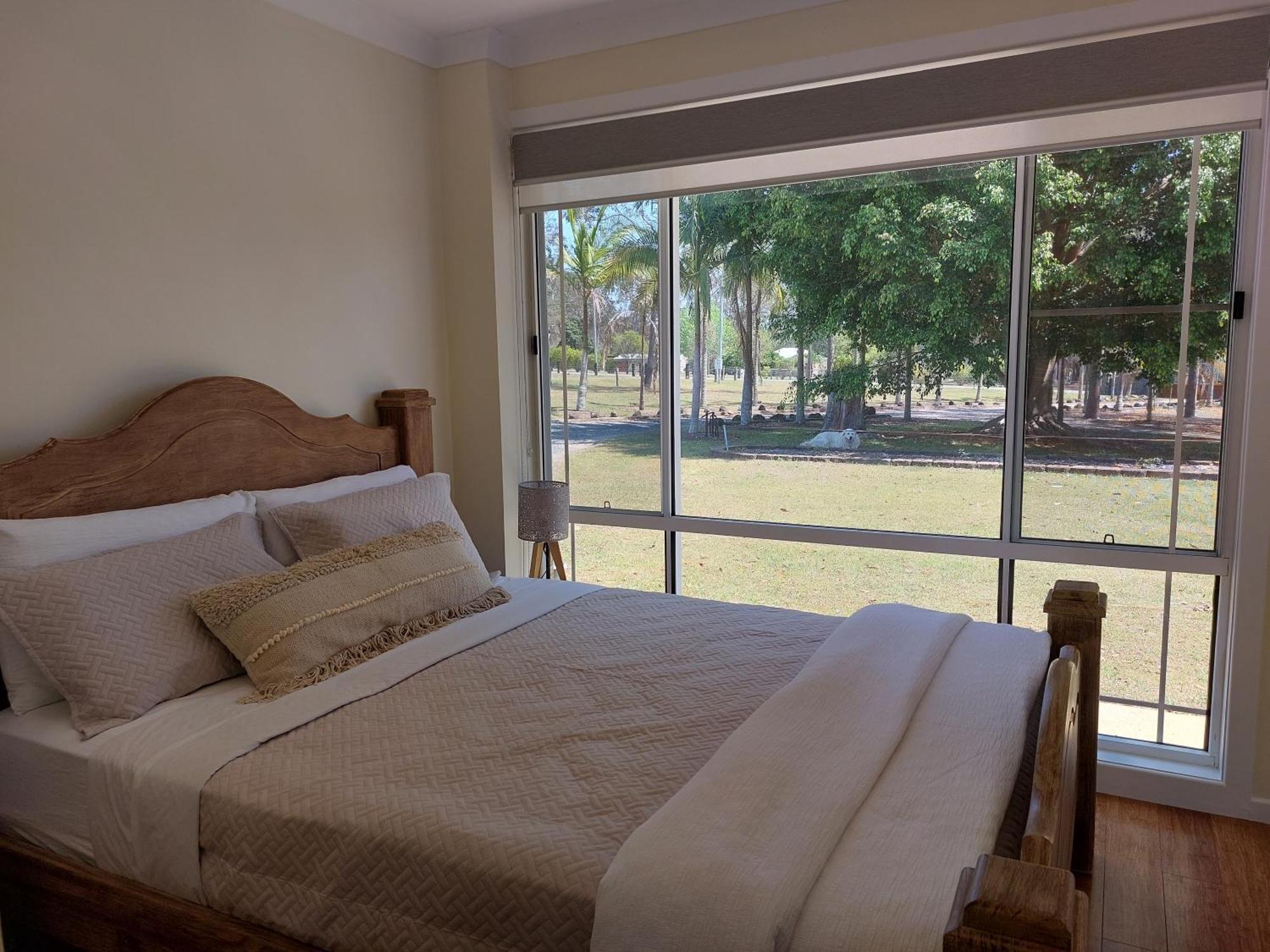 Luxurious Countryside Retreat - Visit Our Private On Our Acreage Property! Apartment Park Ridge